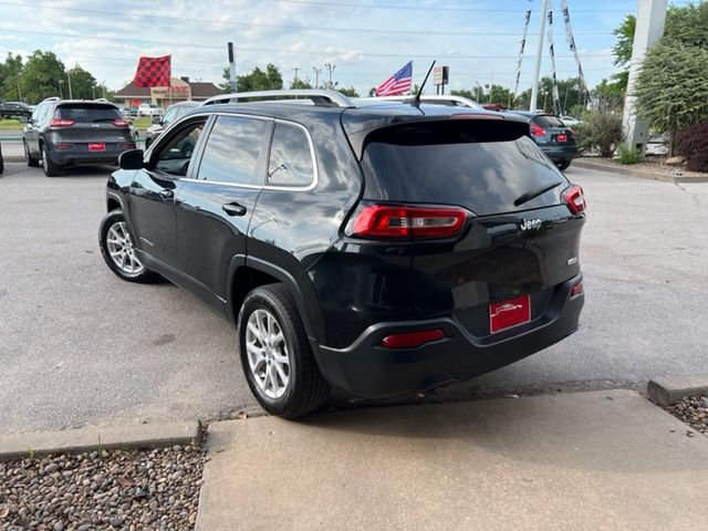 Jeep Cherokee FWD 4dr Latitude 2015