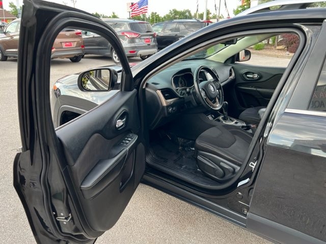 Jeep Cherokee FWD 4dr Latitude 2015