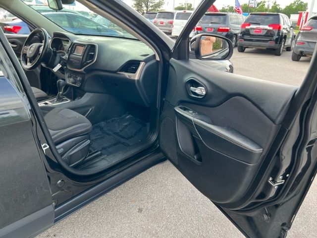 Jeep Cherokee FWD 4dr Latitude 2015