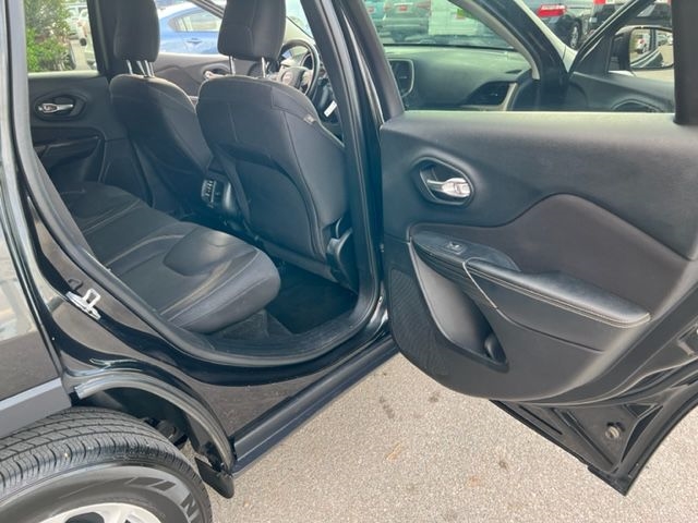 Jeep Cherokee FWD 4dr Latitude 2015