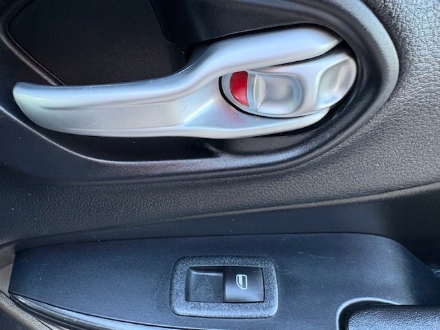 Jeep Cherokee 4WD 4dr Limited 2016