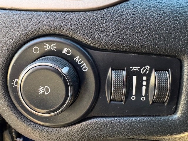 Jeep Cherokee 4WD 4dr Limited 2016