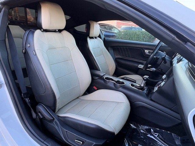 Ford Mustang 2dr Fastback EcoBoost 2016