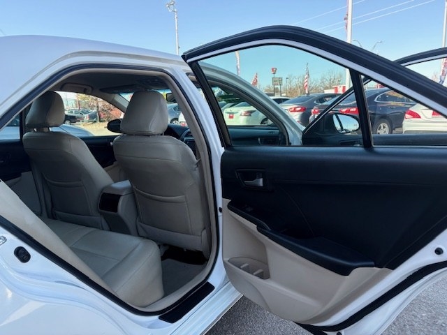 Toyota Camry 4dr Sdn I4 Auto SE Sport Limited Edition (Natl) 2012