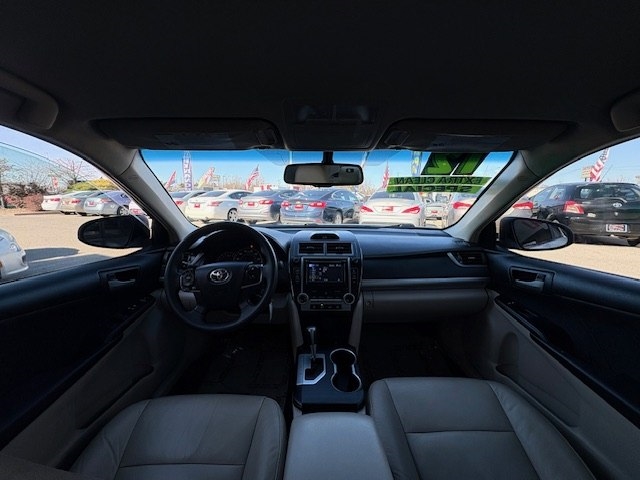 Toyota Camry 4dr Sdn I4 Auto SE Sport Limited Edition (Natl) 2012