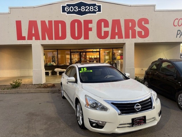 Nissan Altima 4dr Sdn V6 3.5 SL *Ltd Avail* 2015