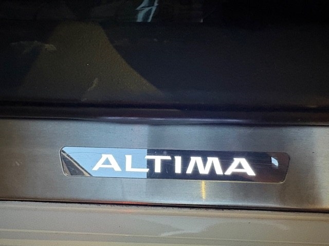 Nissan Altima 4dr Sdn V6 3.5 SL *Ltd Avail* 2015