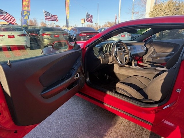 Chevrolet Camaro 2dr Cpe LT w/1LT 2015