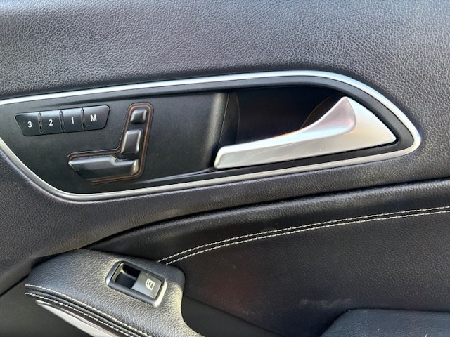 Mercedes-Benz CLA-Class 4dr Sdn CLA 250 4MATIC 2015