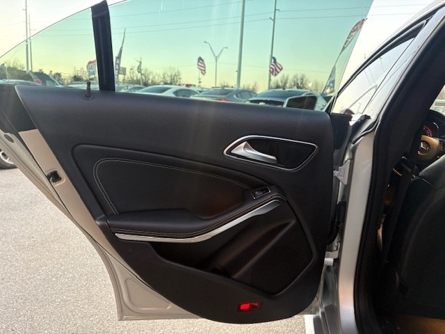 Mercedes-Benz CLA-Class 4dr Sdn CLA 250 4MATIC 2015