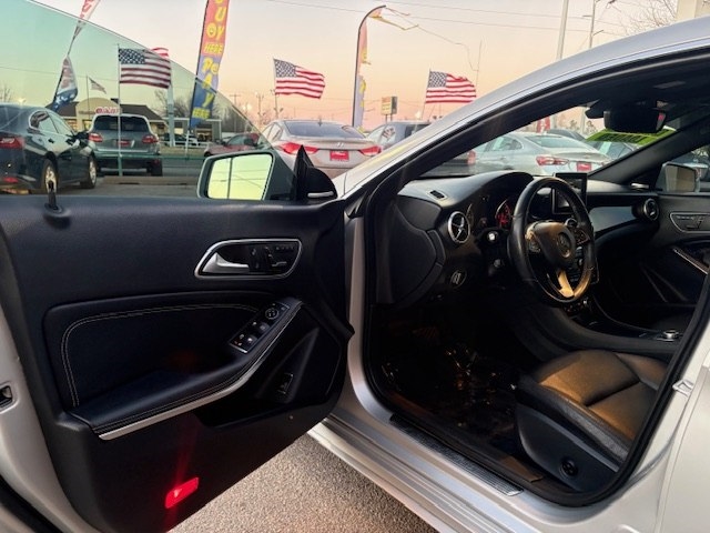 Mercedes-Benz CLA-Class 4dr Sdn CLA 250 4MATIC 2015