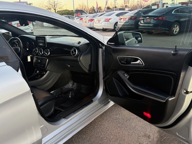 Mercedes-Benz CLA-Class 4dr Sdn CLA 250 4MATIC 2015