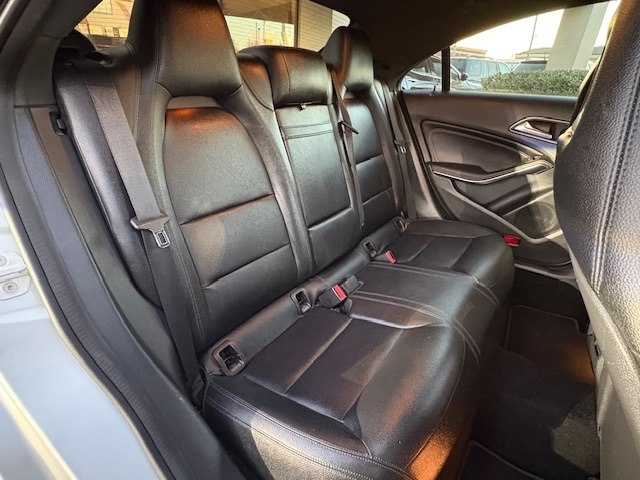 Mercedes-Benz CLA-Class 4dr Sdn CLA 250 4MATIC 2015