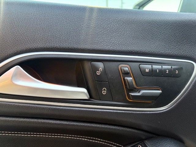 Mercedes-Benz CLA-Class 4dr Sdn CLA 250 4MATIC 2015