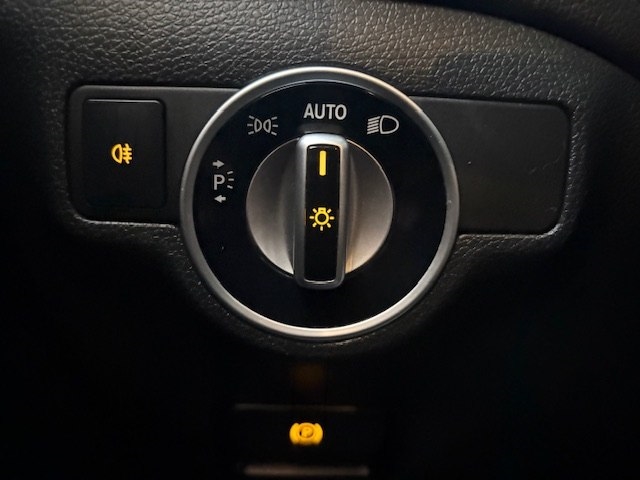 Mercedes-Benz CLA-Class 4dr Sdn CLA 250 4MATIC 2015