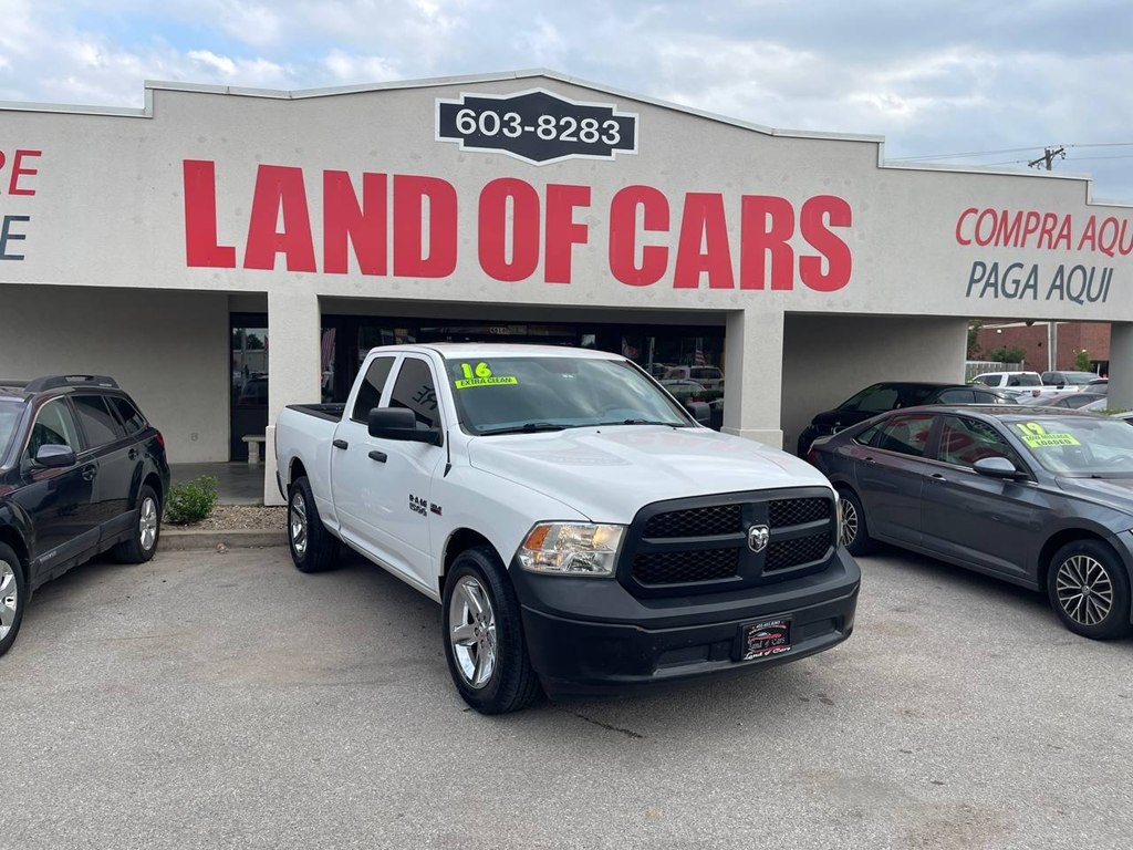 RAM 1500 2WD Quad Cab 140.5" Tradesman 2016