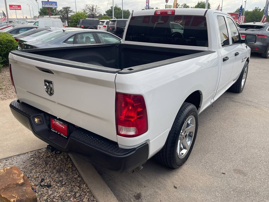 RAM 1500 2WD Quad Cab 140.5" Tradesman 2016