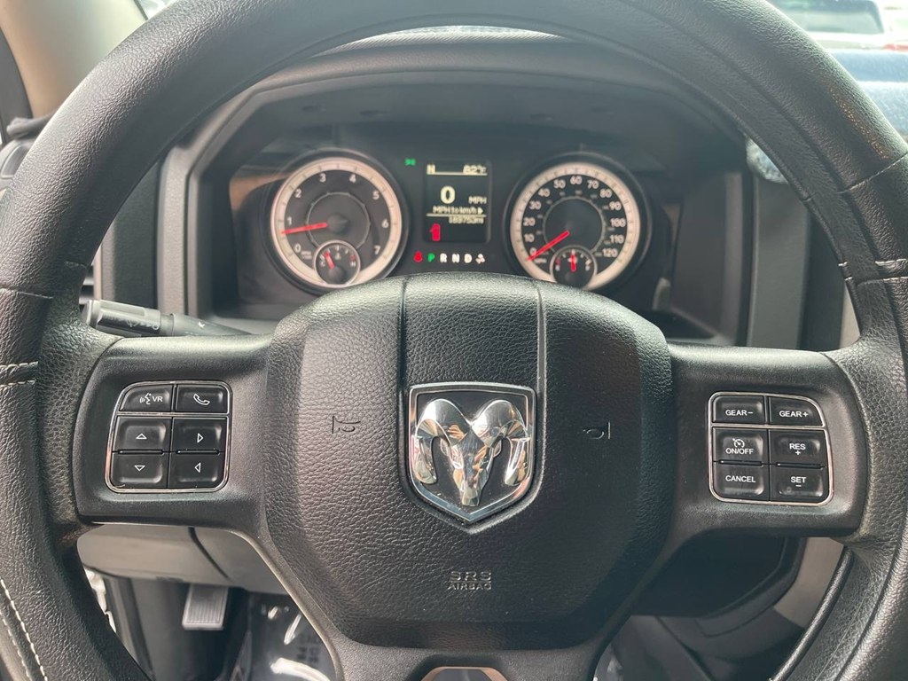 RAM 1500 2WD Quad Cab 140.5" Tradesman 2016