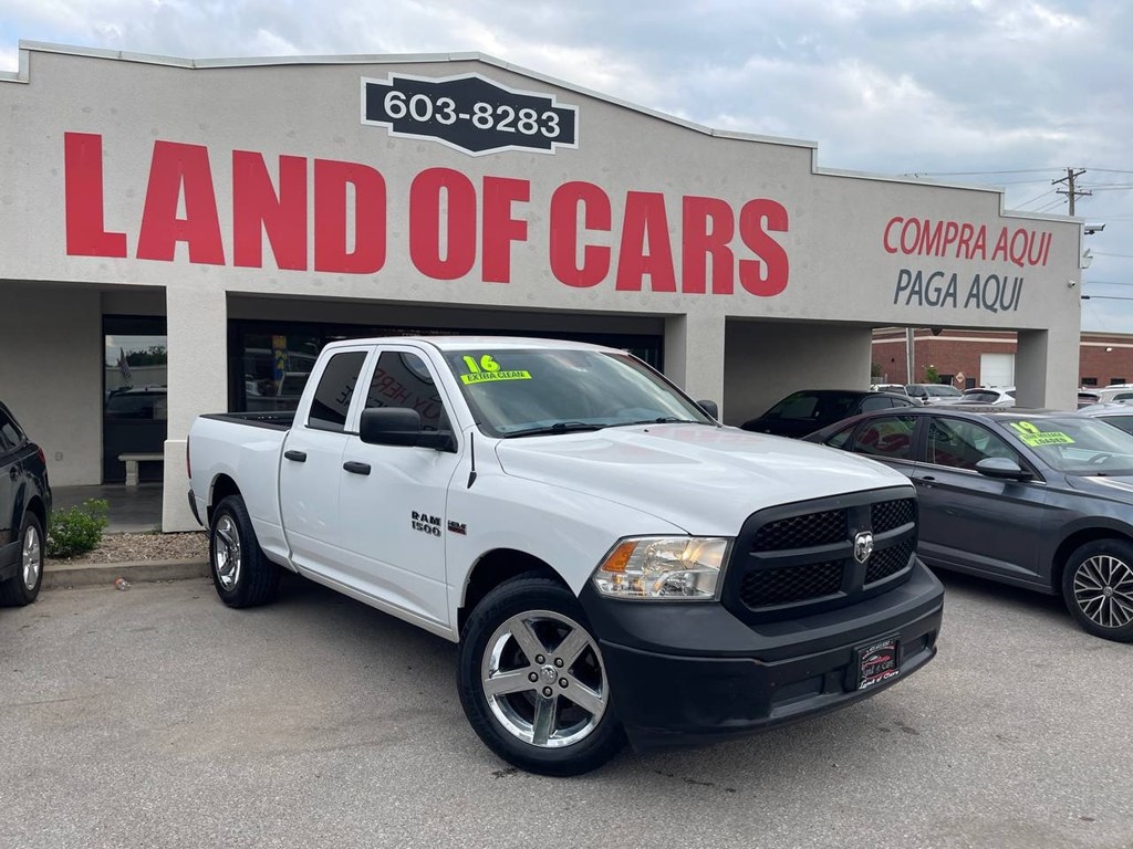 RAM 1500 2WD Quad Cab 140.5" Tradesman 2016