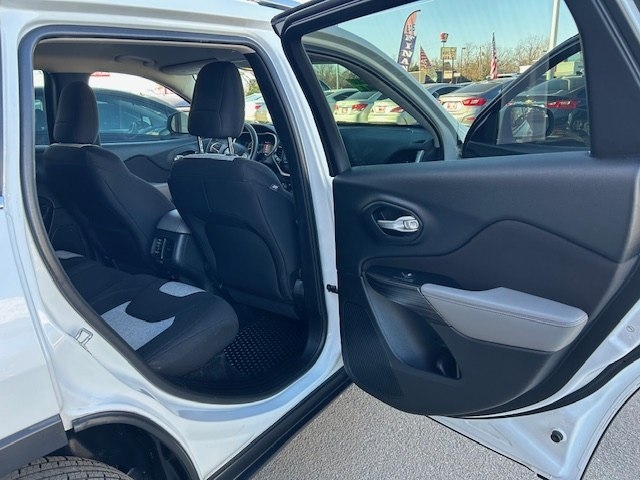 Jeep Cherokee FWD 4dr Latitude 2014