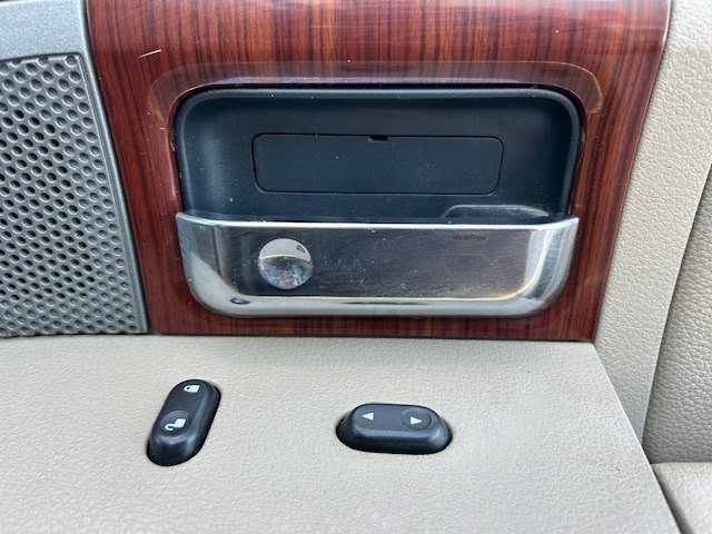 Ford F-150 4WD SuperCrew 139" King Ranch 2007