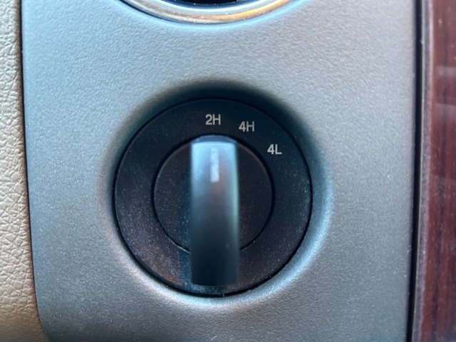 Ford F-150 4WD SuperCrew 139" King Ranch 2007