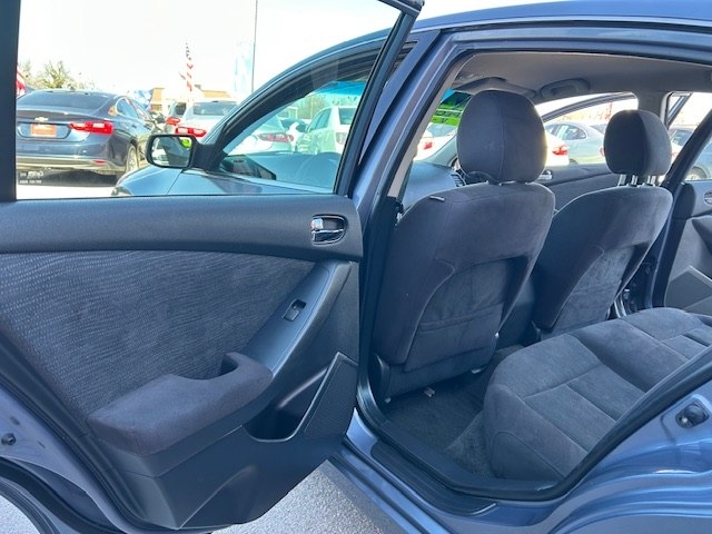 Nissan Altima 4dr Sdn I4 CVT 2.5 S 2012