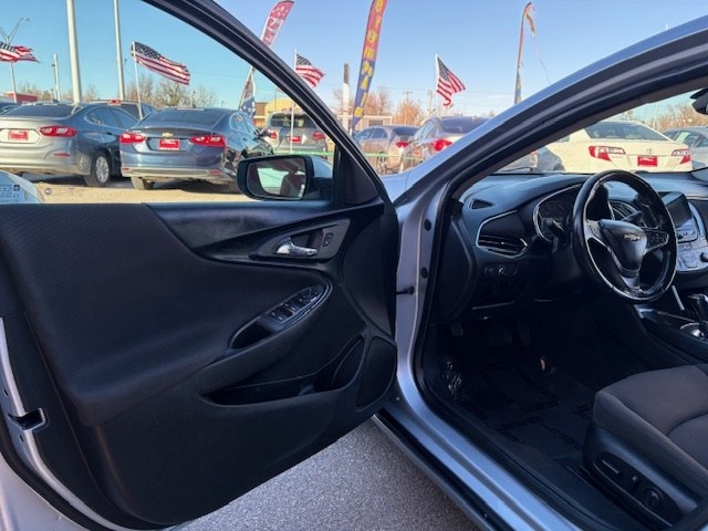 Chevrolet Malibu 4dr Sdn LT w/1LT 2018