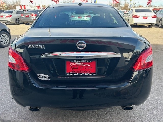 Nissan Maxima 4dr Sdn V6 CVT 3.5 SV 2011