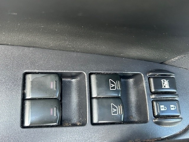 Nissan Maxima 4dr Sdn V6 CVT 3.5 SV 2011