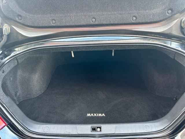 Nissan Maxima 4dr Sdn V6 CVT 3.5 SV 2011