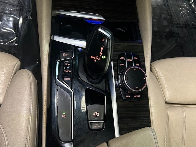 BMW 5 Series 530i xDrive Sedan 2018