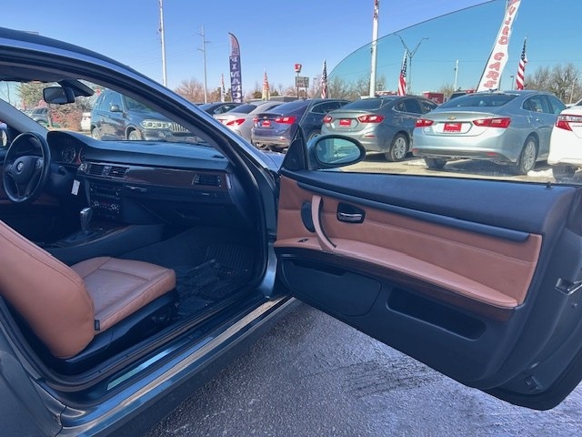 BMW 3 Series 2dr Cpe 328i xDrive AWD 2009