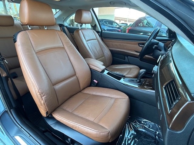 BMW 3 Series 2dr Cpe 328i xDrive AWD 2009