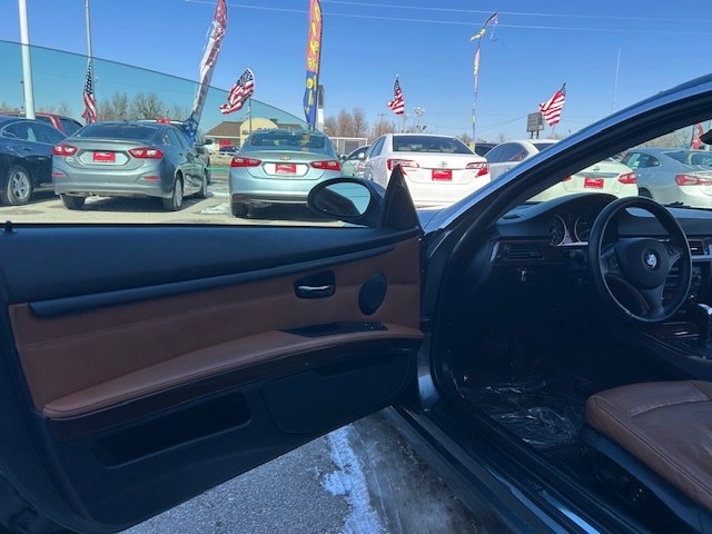 BMW 3 Series 2dr Cpe 328i xDrive AWD 2009