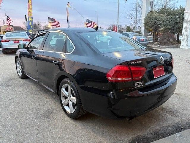 Volkswagen Passat 4dr Sdn 1.8T Auto S PZEV 2015