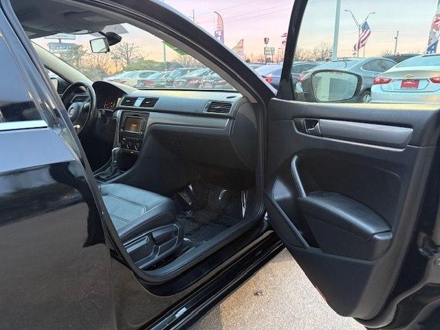 Volkswagen Passat 4dr Sdn 1.8T Auto S PZEV 2015