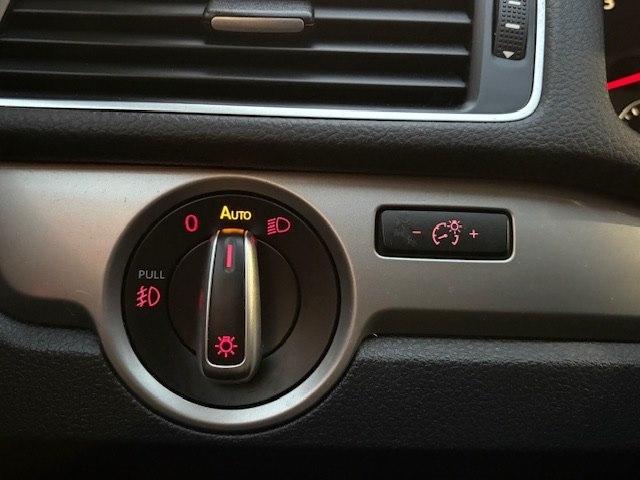 Volkswagen Passat 4dr Sdn 1.8T Auto S PZEV 2015