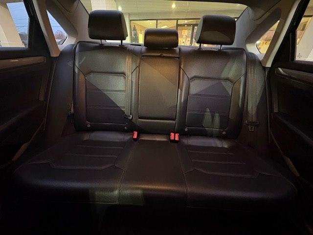 Volkswagen Passat 4dr Sdn 1.8T Auto S PZEV 2015