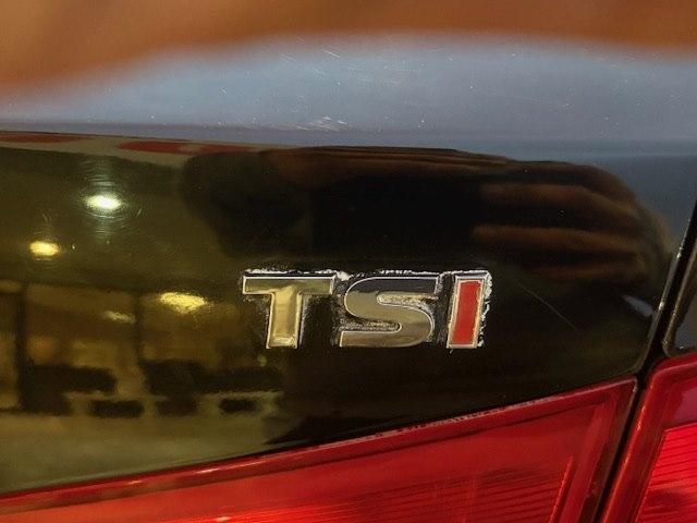 Volkswagen Passat 4dr Sdn 1.8T Auto S PZEV 2015