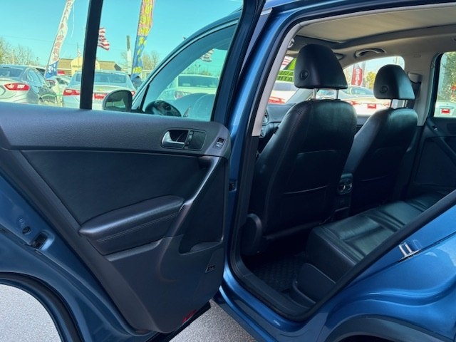 Volkswagen Tiguan 2.0T SEL 4MOTION 2017