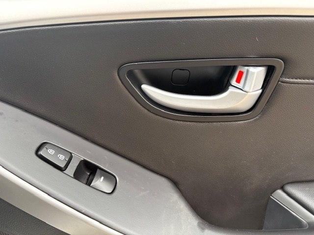 Hyundai Elantra GT 5dr HB Auto 2015