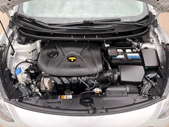 Hyundai Elantra GT 5dr HB Auto 2015