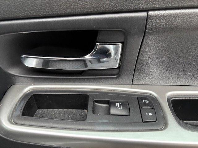 Jeep Liberty 4WD 4dr Arctic *Ltd Avail* 2012