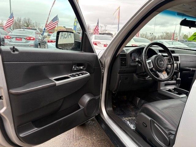 Jeep Liberty 4WD 4dr Arctic *Ltd Avail* 2012