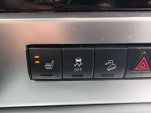 Jeep Liberty 4WD 4dr Arctic *Ltd Avail* 2012