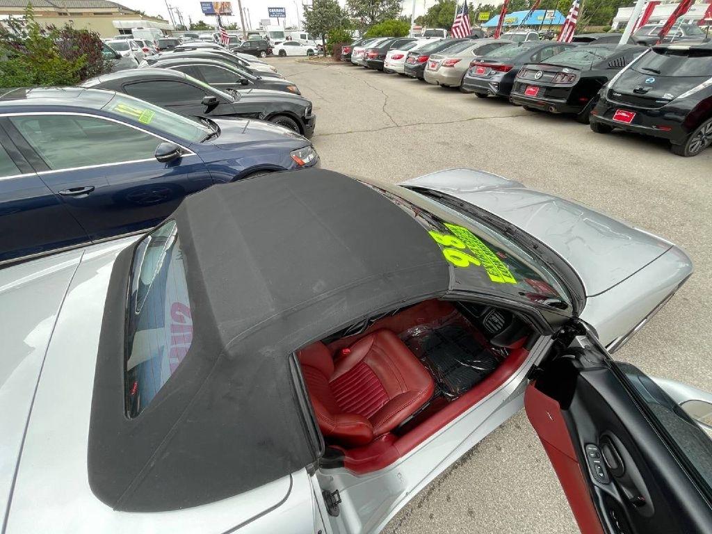 Chevrolet Corvette 2dr Convertible 1998