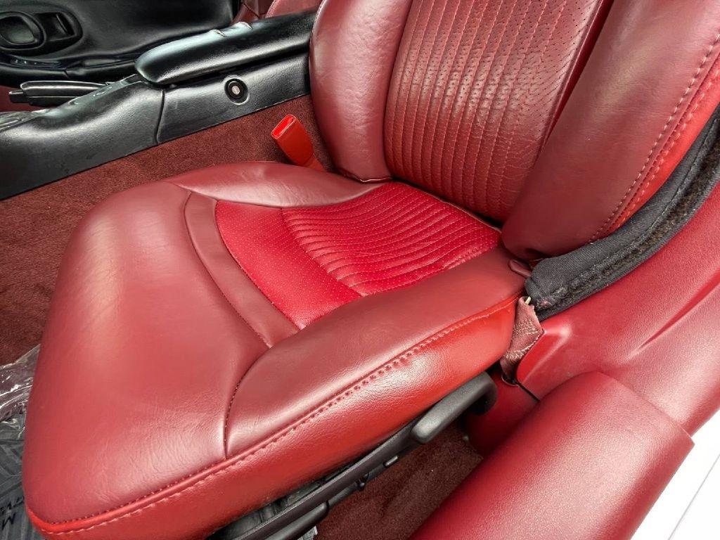 Chevrolet Corvette 2dr Convertible 1998