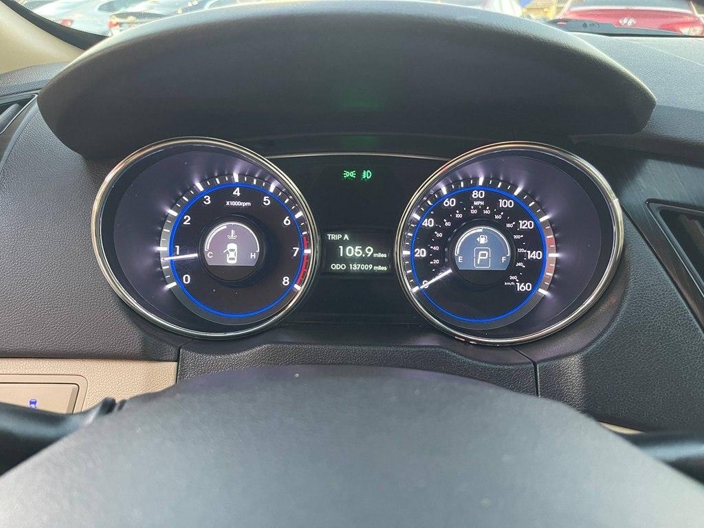 Hyundai Sonata 4dr Sdn 2.4L Auto Ltd 2011