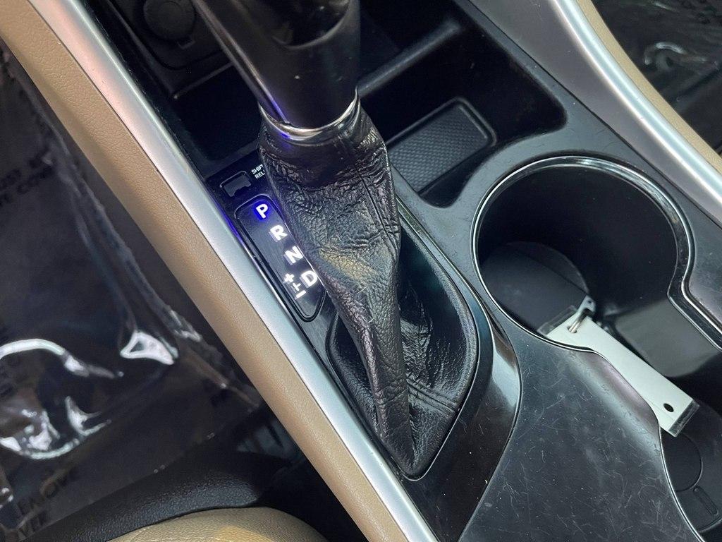 Hyundai Sonata 4dr Sdn 2.4L Auto Ltd 2011